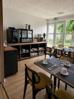 Appart'Hôtel Troyes Chambre lit triple - 1