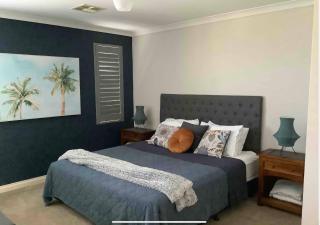 Seaview Apartment - 0