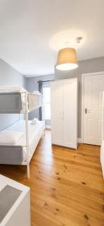 Westport Town Centre Budget Rooms - 4
