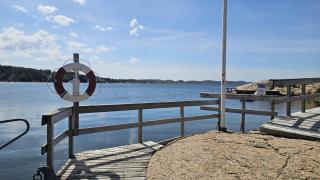 Skärgårdshus bland Bohusläns klippor SE09181 - 8