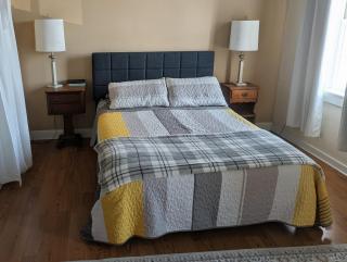2 bed, 1 bath riverfront loft - 6