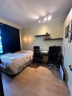 2 bedroom with kitchen,10 min to central S - 5