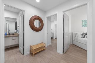 Gulf Point 2105 - 7