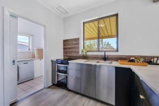 Barossa Gateway - Elizabeth Family Brick House - 3