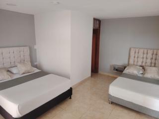 Hotel Santander Plaza - 1