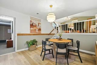 Modern Cozy Stay Near Hwy CBD - 4