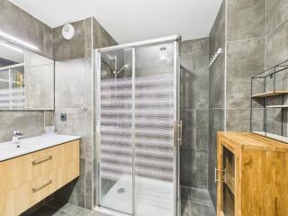 Appartement neuf aux Gets, à 50m des pistes, avec balcon et parking - FR-1-623-242 - 1