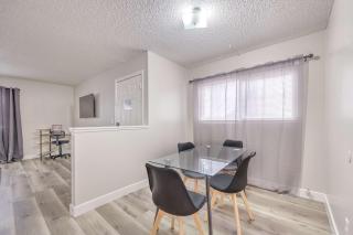 Radiant Vegas Retreat! Sleeps 6! - 6