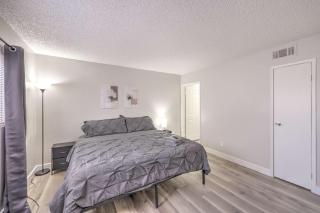 Radiant Vegas Retreat! Sleeps 6! - 4