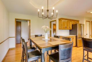 Explore Springfield! Spacious Family Home w/ Yard - 3