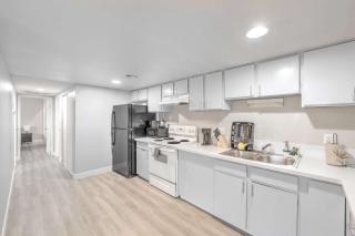 Relaxing Vegas Retreat! Sleeps 6! - 4
