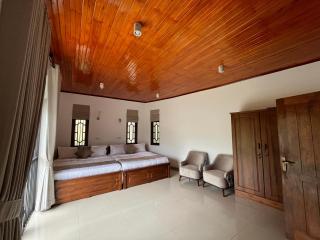Oli Villa - 8