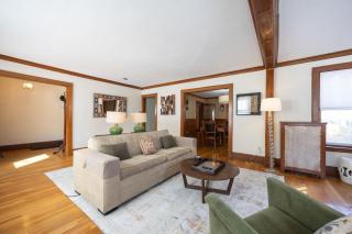 Walk to T, Jamaica Pond, Dining & Whole Foods - 8