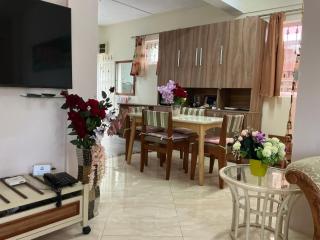 Cinnamon Villa is a 2 bedroom villa 5 minutes walk from Flic en Flac public beach - 3