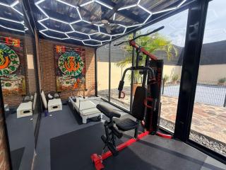 Modern 3-Bedroom Retreat in Ajijic - Walk To Everything-Private Gym-Pickleball - 7