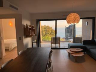 Luxury Sea View Flat - 5