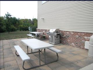 Pocahontas Inn & Suites - 9