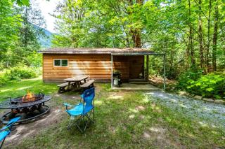 Camp Hideaway - Dog friendly and River Beach - 6