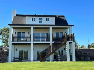 Luxury Farm Home @ Stoney Farms w/ Private Hot Tub - 0