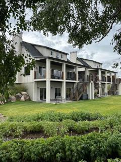 Luxury Farm Home @ Stoney Farms w/ Private Hot Tub - 7