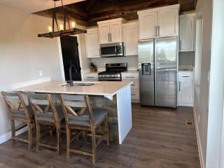 Luxury Large Farm Home @ Stoney Farms *NO CHORE(s) - 6