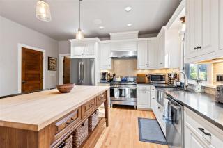 NW Awbrey House in Bend OR - 9