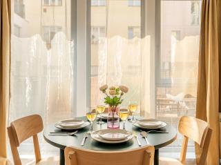 Emora Modern Apartment with Private Terrace - 5