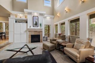 Rafters Court Retreat in Bend OR - 3
