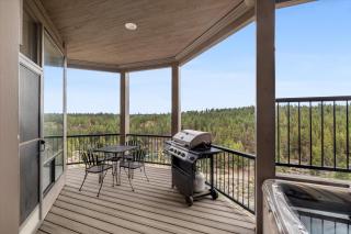 Mt. Bachelor Village Resort Condo 326 in Bend OR - 3