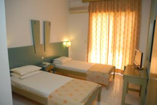 Trianta Hotel Apartments - Ialyssos - 1