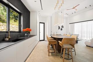 Aluma Exclusive Villa - 2