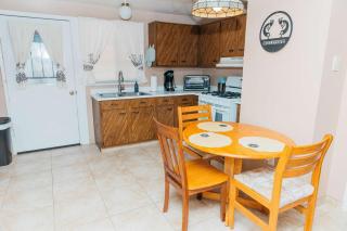 NEW Desert Bloom Hideaway - 6