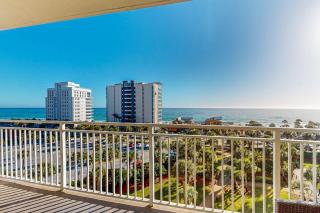 Spacious waterfront condo with gulf views shared pools & fitness room - 0