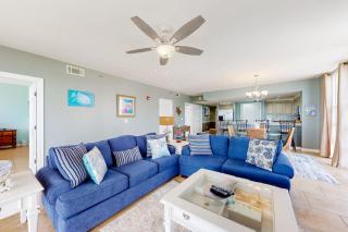 Spacious home with gorgeous gulf views pool large balcony & fitness center - 4