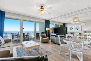 Gulf views at beach condo with shared pool & gym - close to shops & restaurants - 7