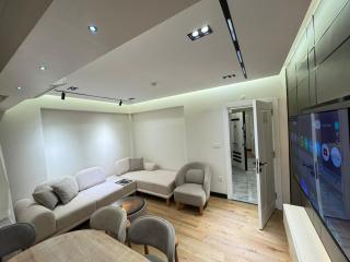 TAY Suite - 8