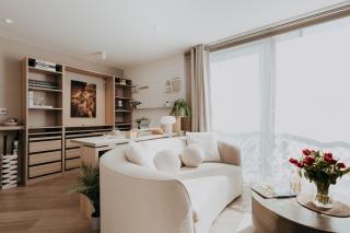 Saturn Studio by Navie Stays - 6