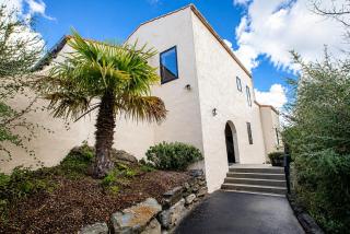 Mad Hacienda - Waterfront Retreat with Spa & Sauna - 1