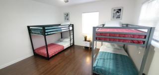 Bungalow DT by Lake Eola KIA center Sleeps 12 - 4