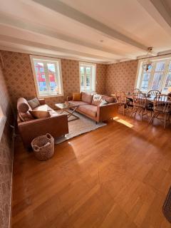 Lofoten Town Villa I Sleeps 9 - 9