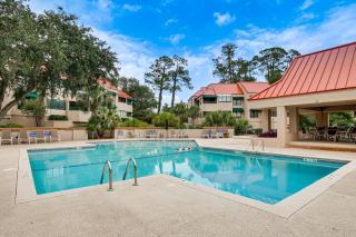 2 Mi to Beach! Hilton Head Golf Escape w/ Balcony - 0