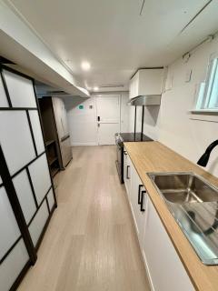 Newly Renovated house in the heart of Vancouver - 8