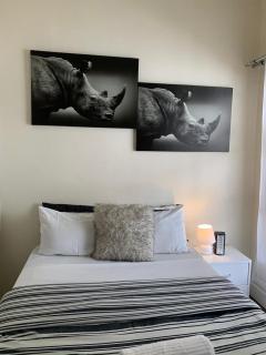 Lovely 2 bedroom unit, inverter, complex pool - 8