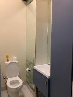 Lovely 2 bedroom unit, inverter, complex pool - 3