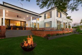 Allambi Broadbeach -School Holiday Discounts - 4