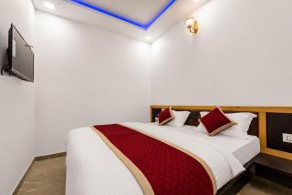 Hotel Saffron Diamond - 2