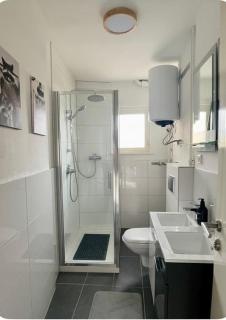 Urban Haven-Zentrum-3 Schlafzimmer-5 Einzelbetten-Waschmaschine - 9