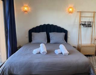 Studio cosy avec balnéo et climatisation - 3