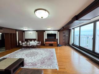 2-Bedroom Apartment with Sea View in Bayil - 5