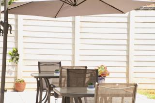 Beautiful Studio Cottage @ Menlyn Maine - Double Room - 9